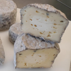 Bertha - Organic Blue Rinded Cheese - 170g Individual piece